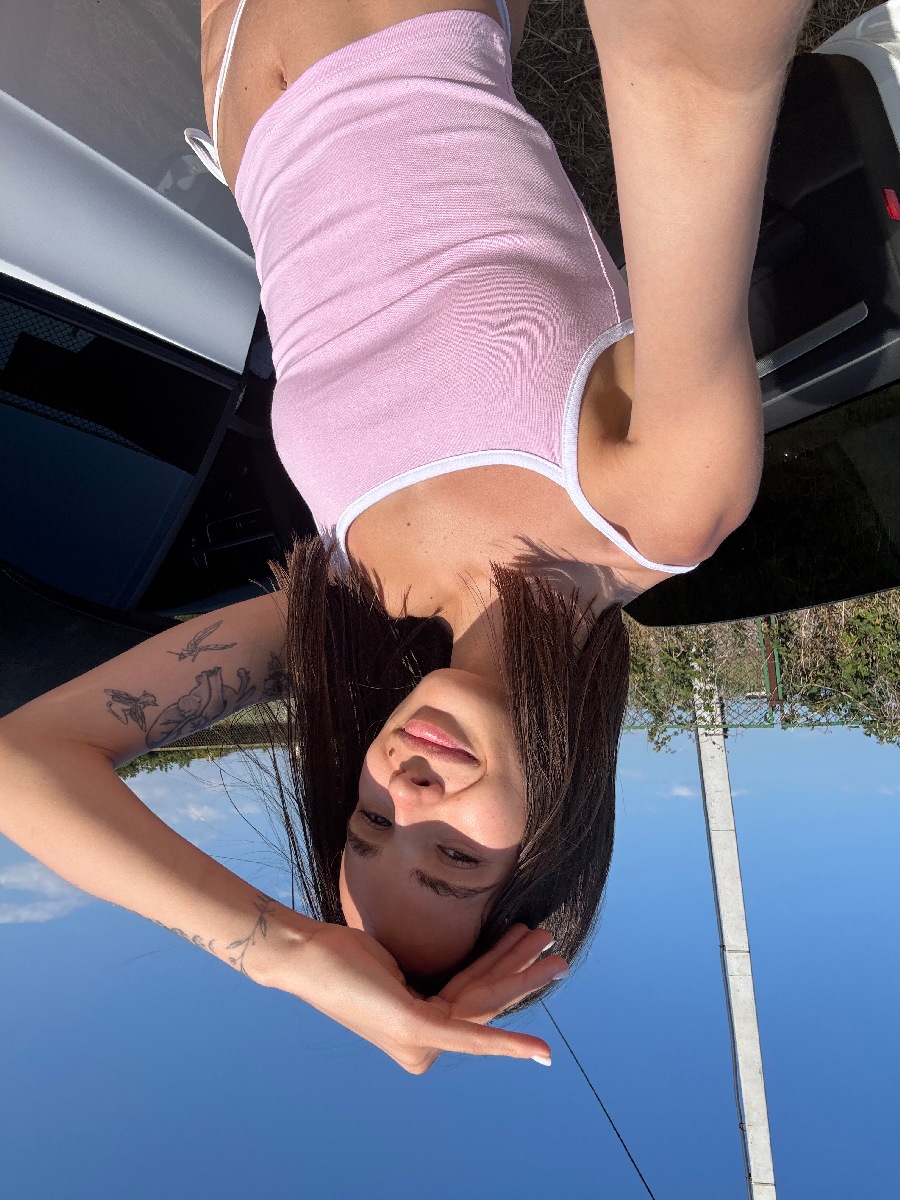 Sexy model Tina in Arequipa